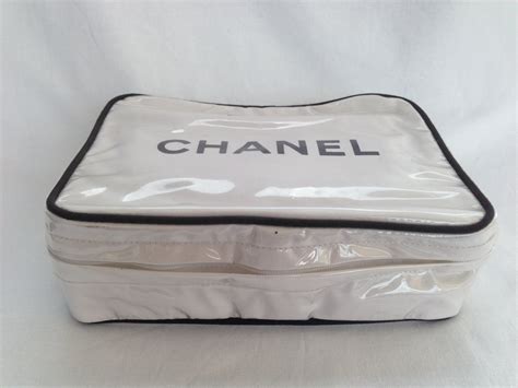 chanel toilettas|Chanel bleu macy's.